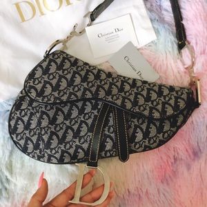 CHRISTIAN DIOR
Vintage Trotter Saddle Bag